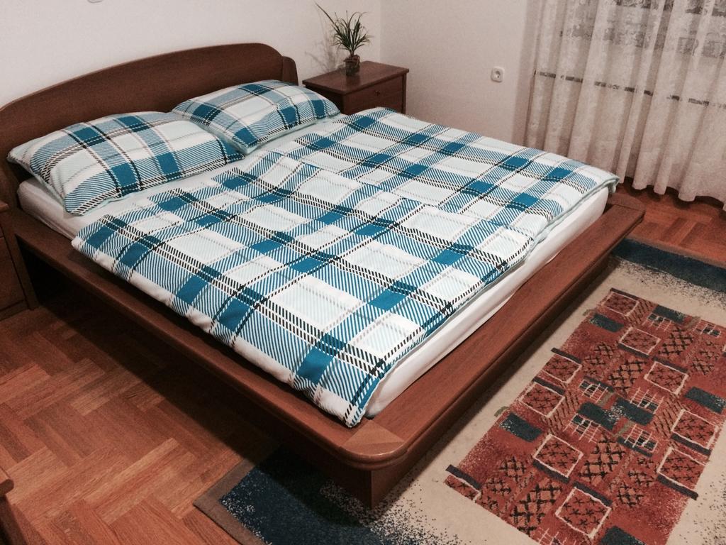 Guest House Seperic ヤストレバースコ 部屋 写真