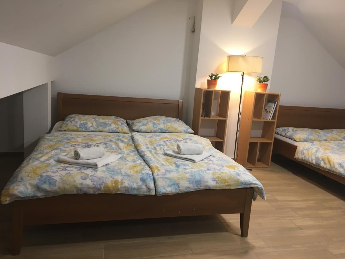 Guest House Seperic ヤストレバースコ 部屋 写真
